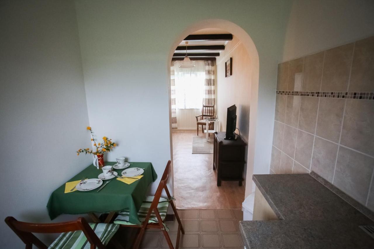 Hellenyi Apartmanok Harkany Ngoại thất bức ảnh